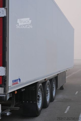 Hladilna polprikolica SCHMITZ CARGOBULL SKO 24/CARRIER 1550/DOPPELSTOCK/BLUMEN 258tsd km