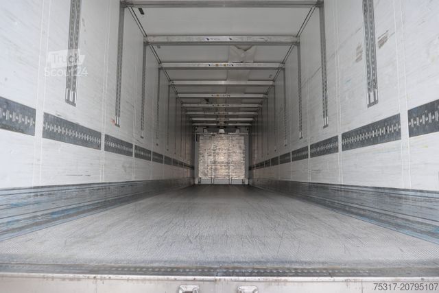 Hladilna polprikolica SCHMITZ CARGOBULL SKO 24/CARRIER 1550/DOPPELSTOCK/BLUMEN 258tsd km