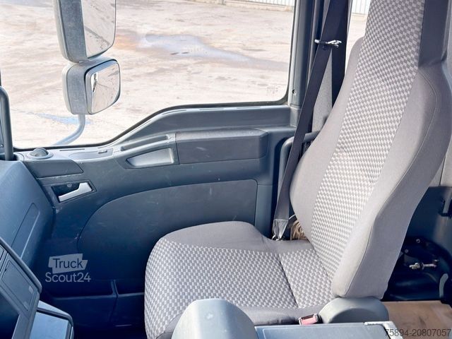 Gru montata su autocarro MAN TGA 26.350 * KIPPER 4,90m + TEREX ATLAS * 6x4 *