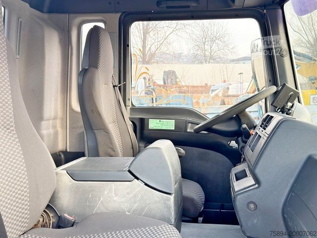 Autocarro ribaltabile MAN TGA 26.350 * KIPPER 4,90m + TEREX ATLAS * 6x4 *