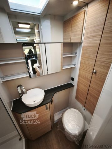 Camper semintegrato HOBBY Optima De Luxe T70 E Temp/GFK-Boden-Dach/Markise