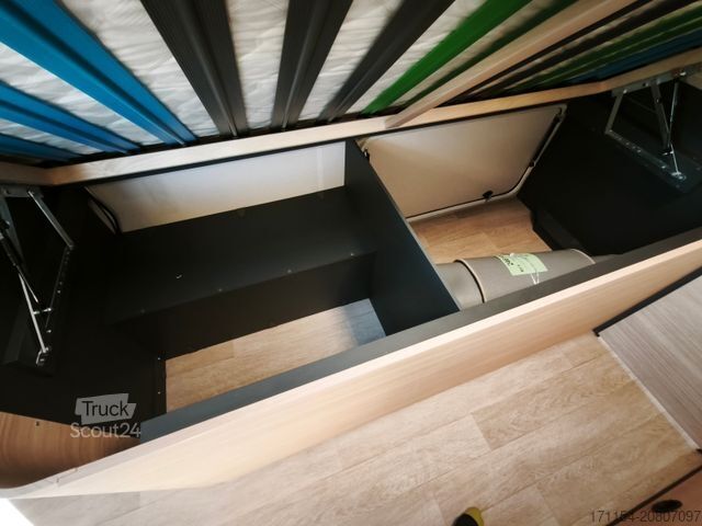 Camper semintegrato HOBBY Optima De Luxe T70 E Temp/GFK-Boden-Dach/Markise