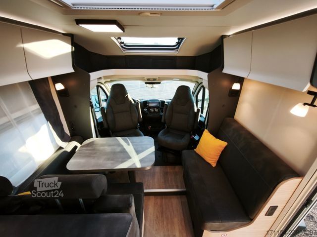 Camper semintegrato HOBBY Optima De Luxe T70 E Temp/GFK-Boden-Dach/Markise