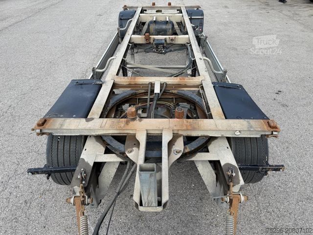 Rimorchio con telaio SCHMITZ CARGOBULL 2 Achs Drehschemel BDF Lafette TÜV1/2026 1.Hand