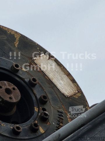 Gru montata su autocarro DAF 95XF / 8X4 / 35m Kran Palfinger PK90002 / WINCH