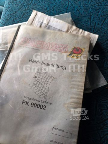 Gru montata su autocarro DAF 95XF / 8X4 / 35m Kran Palfinger PK90002 / WINCH