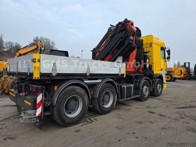 Autocarro con cassone fisso DAF 95XF / 8X4 / 35m Kran Palfinger PK90002 / WINCH