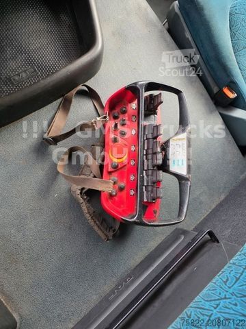 Trattore stradale standard DAF 95XF / 8X4 / 35m Palfinger Kran PK 90002 / Winch