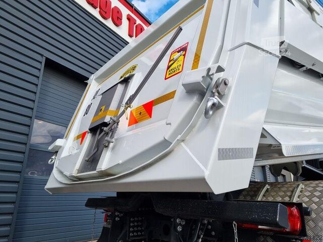 Camion benne Iveco T-WAY 450 BENNE RONDE / INTARDER