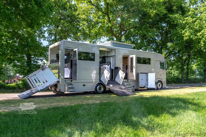 Paarden transport Scania S500 New Scania S500 STX! 6 horses plus living...