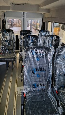 Minibus FIAT Opel Movano und Ducato Flexiboden 6 Schienen