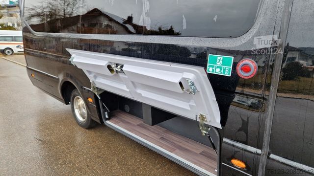 Minibus MERCEDES-BENZ 519 Sunset S 4 Ferqui Chasis 907 Vorlauffahrzeug