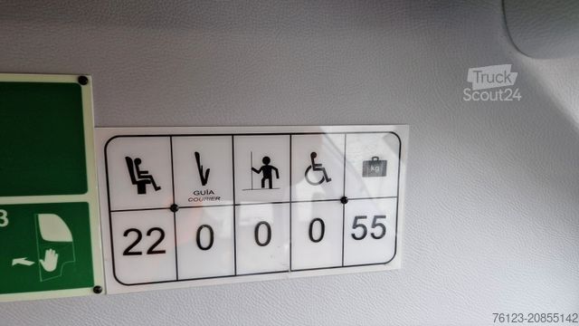 Minibus MERCEDES-BENZ 519 Sunset S 4 Ferqui Chasis 907 Vorlauffahrzeug