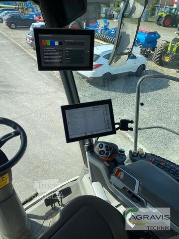 Biçerdöver Claas TRION 750