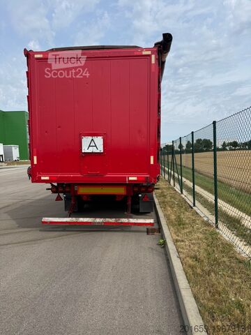 Camion de gunoi KEMPF SKM 39/3 SH