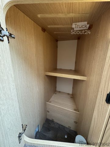 Polintegriran avtodom SUNLIGHT T 68 C Adventure, Autom,SafetyACC,Navi,TV,WiFi