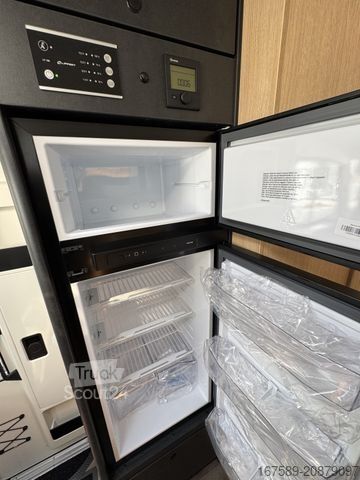 Integrirani avtodom SUNLIGHT I 67 S Adventure, Navi,RFK,Backofen,6E,AKTION