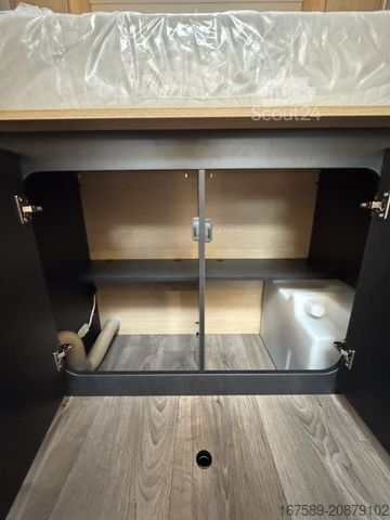 Polintegriran avtodom SUNLIGHT T 69 LC Adventure, Autom,SafetyACC,Navi,6E,LED