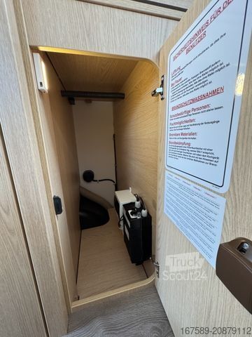 Integrirani avtodom SUNLIGHT I 67 S Adventure, Autom,6E,Fußbodenhz,AKTION