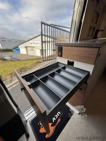 Husbil BÜRSTNER Papillon PC 6.0 RT, Navi,Clesana,VollLED,Lithium