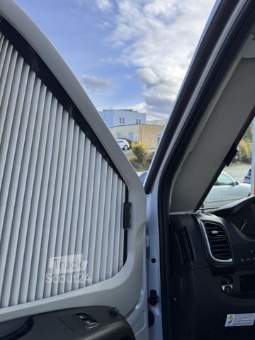 Polintegriran avtodom SUNLIGHT T 68 Adventure,Autom,Hubbett,6E,5Sitze,AKTION