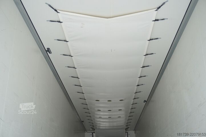 Semiremorcă frigorifică Krone refrigerated semi-trailer / 2000 MTH!