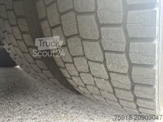 Basculantă MAN TGX 26.440 6X2 HIAB Kran mit 7 Ausschübe