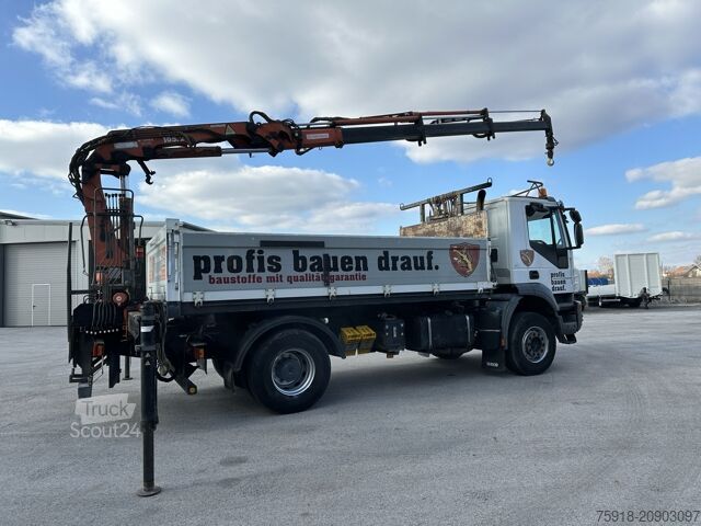 Basculantă IVECO Trakker, Kipper Kran