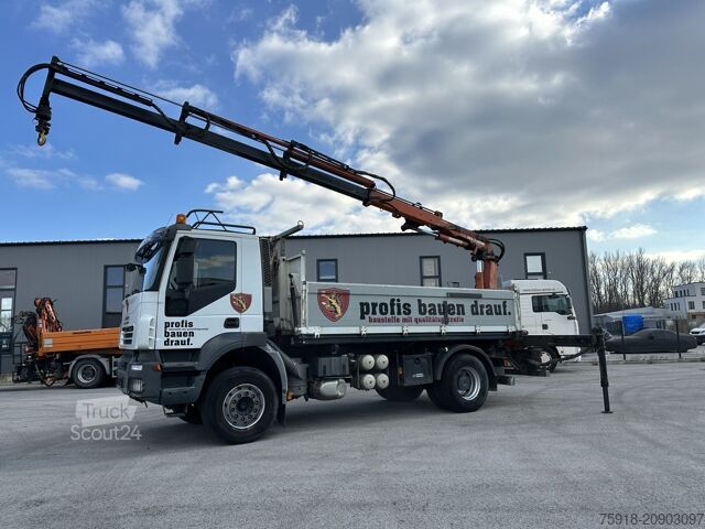 Basculantă IVECO Trakker, Kipper Kran