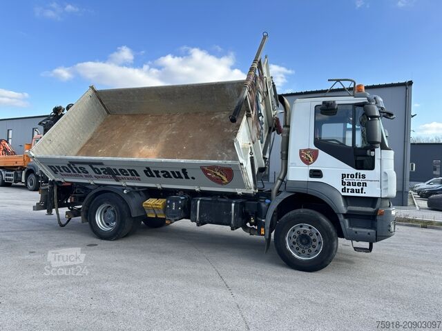 Basculantă IVECO Trakker, Kipper Kran