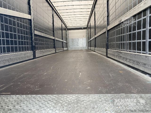 Semirimorchio con telone Schmitz Cargobull Semitrailer Curtainsider Standard