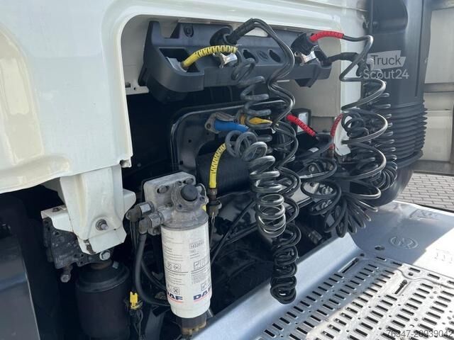 Volumen SZM DAF XF 480 FT SSC Low Deck TraXon Intarder 2 x Tank