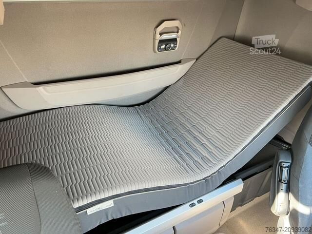 Standard nyergesvontató DAF XG 480 FT TraXon Intarder 2xTank Hydraulikanlage