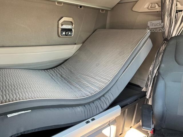 Standard nyergesvontató DAF XG 480 FT TraXon ZF-Intarder 2x Tank 1.195 Liter