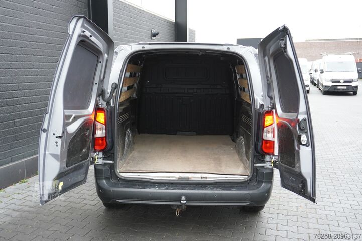 Panelová dodávka Toyota PROACE CITY 1.5 130PK EURO 6 - Airco - Navi - C...