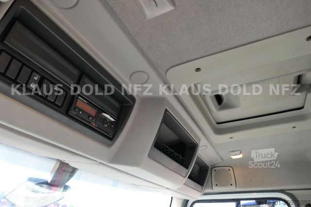 Camião de bebidas RENAULT D13.280 Getränkewagen LBW bis max. 2.000 kg