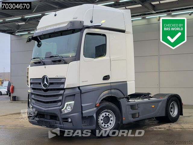 Standaard trekker Mercedes Actros 1845 4X2 GigaSpace Retarder MirrorCam Na...