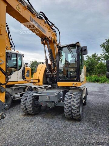 حفار متحرك LIEBHERR A914 Compact