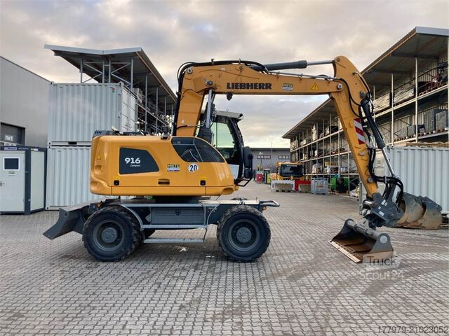 حفار متحرك LIEBHERR A916 Compact