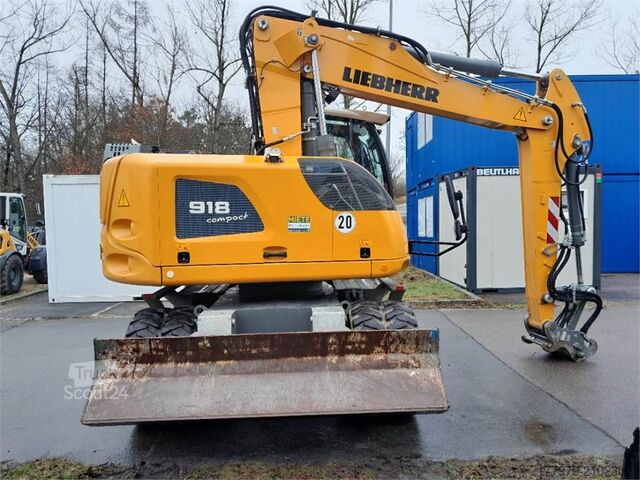 حفار متحرك LIEBHERR A918 Compact G6.0
