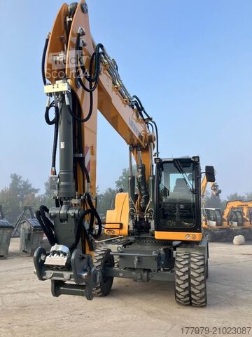 حفار متحرك LIEBHERR A920