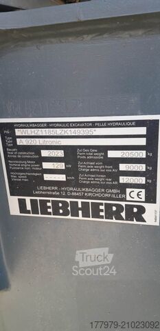 حفار متحرك LIEBHERR A920