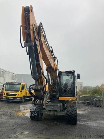 حفار متحرك LIEBHERR A920