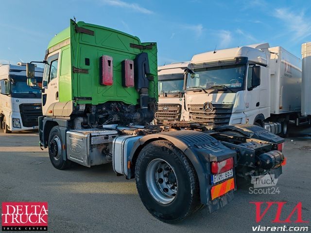 Standard dragbil FORD 1848T