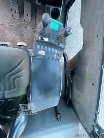 Frontstapler JUNGHEINRICH DFG540s Duplex hydr. Zinken Drehgerät