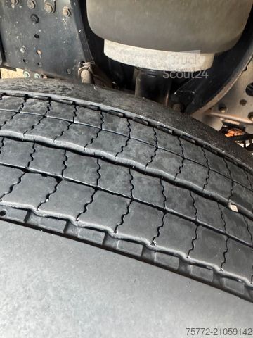 Standard SZM MAN TGX XXL 18.510 4X2 LL SA - 189.000km!