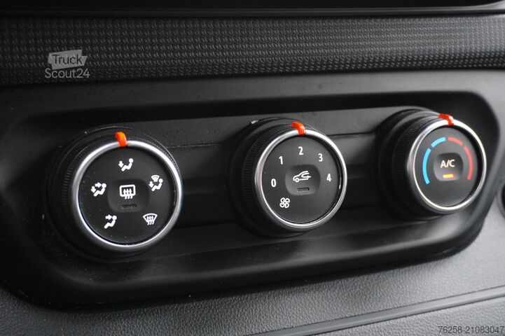 Delivery van Renault Trafic 2.0 dCi 110PK EURO 6 - Airco - Navi - Cr...