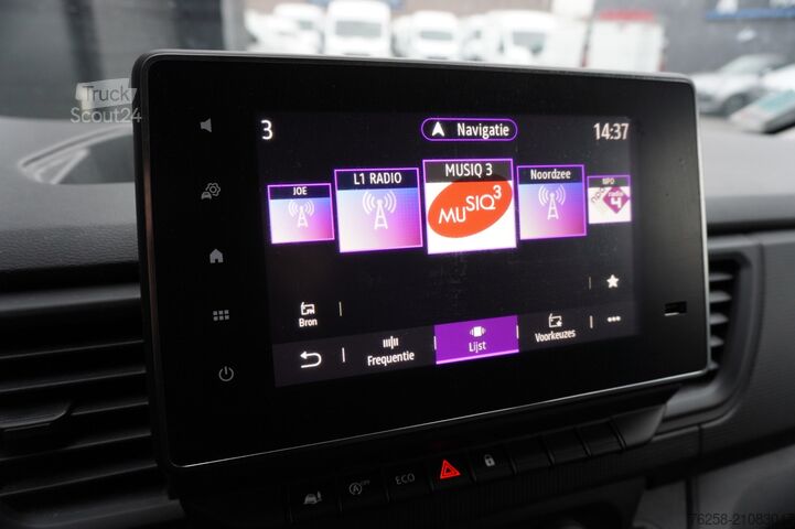 Delivery van Renault Trafic 2.0 dCi 110PK EURO 6 - Airco - Navi - Cr...