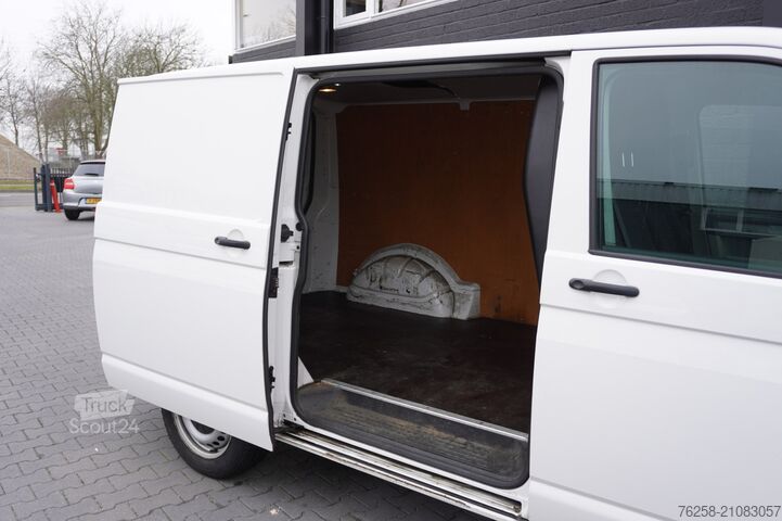 Furgon blaszak Volkswagen Transporter 2.0 TDI EURO 6 - Airco - Navi - Cru...