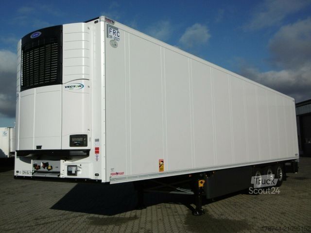 Reefer semitrailer SCHMITZ CARGOBULL Doppelstock, Trennwand, Pharma, Miete ab ¤ 1284